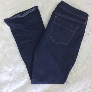 Old Navy Sweetheart flare Stretch Jeans Womens